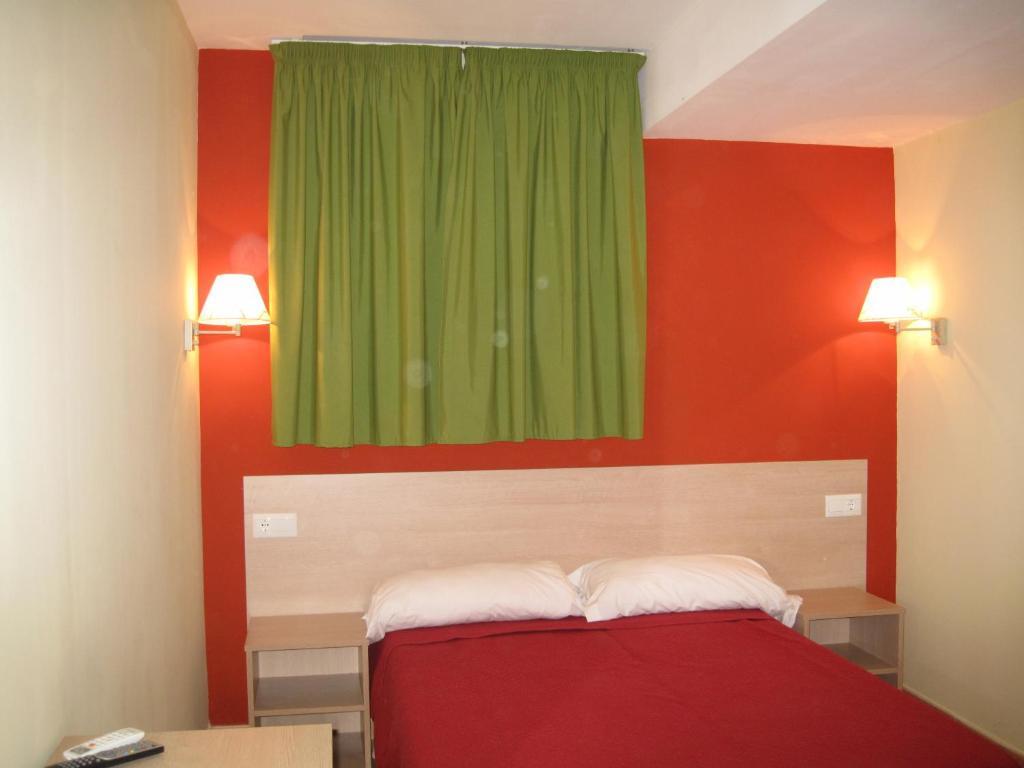 Hostal Ducal II Гандия Стая снимка